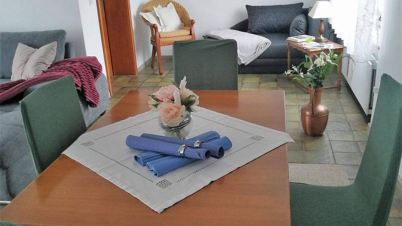 FeWo Bollmohr Wohnzimmer Essbereich FeWo Bollmohr Wohnzimmer Essbereich
